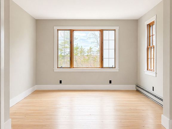 2nd image of 882 Jackson Rd