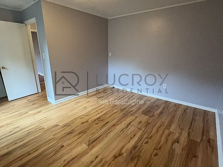 2829 Comfort St — Photo 6