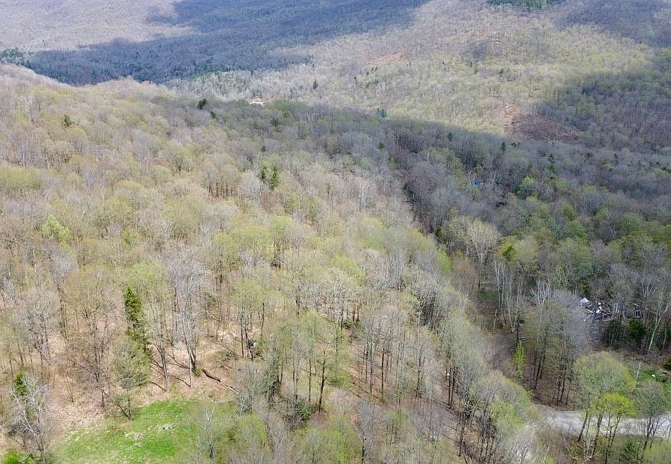 1st image of 220 Middle Road