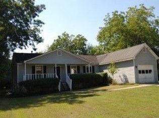 5806 Northfield Dr, Ellenwood, GA 30294