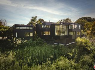 28869 Selfridge Dr, Malibu, CA 90265