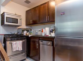 322 E 74th St APT 4C, New York, NY 10021