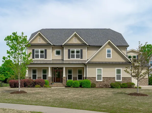 2014 Burrus Hall Cir, Cary, NC 27519