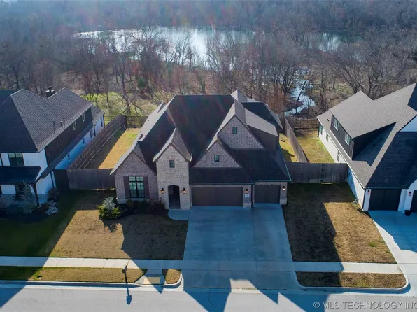 16704 E 43rd St S, Tulsa, OK 74134