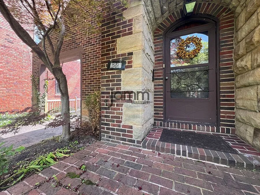 Beautiful Single Family home in University Heights!! — Photo 3