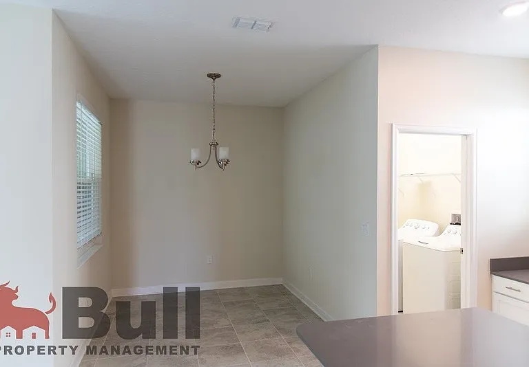 11931 Hometown Pl — Photo 10