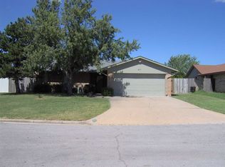 611 SW 62nd St, Lawton, OK 73505