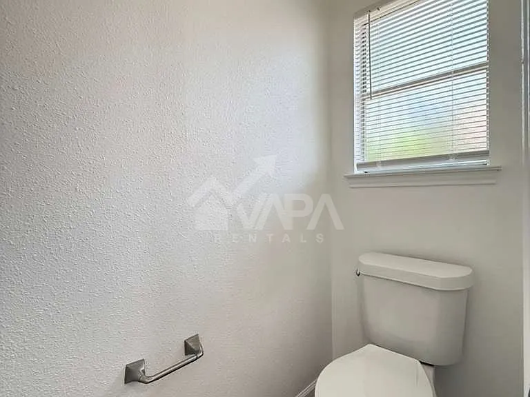 3230 Bear Springs Dr — Photo 16