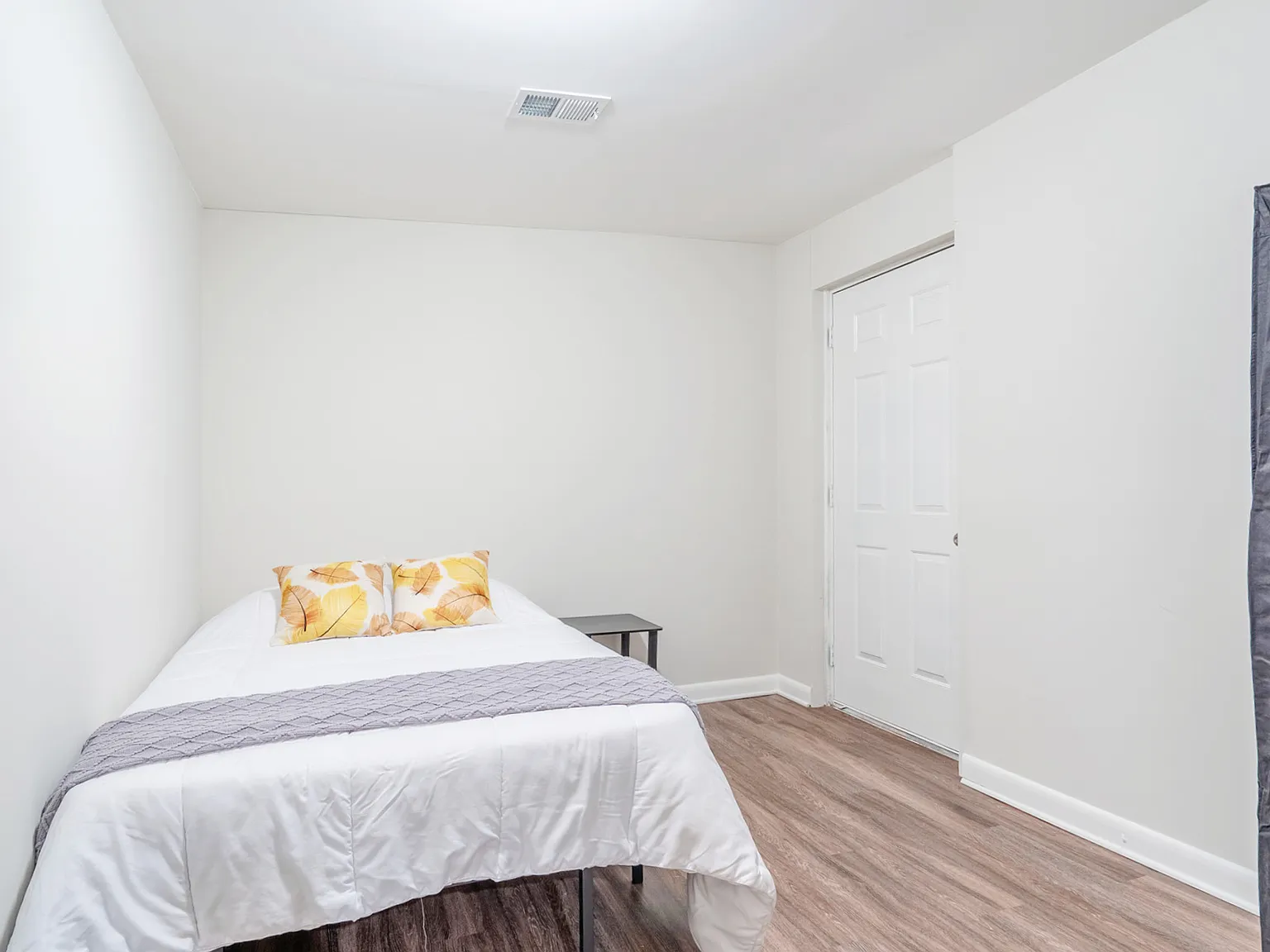 4 bed, 2.0 bath, 1488 sqft, $754 — Photo 2