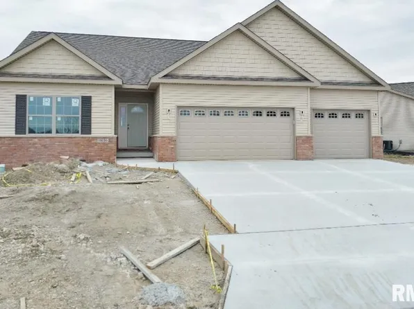 11030 N Woodale Dr, Dunlap, IL 61525