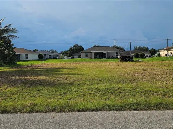 5228/5230 Bristo ST, LEHIGH ACRES, FL 33971