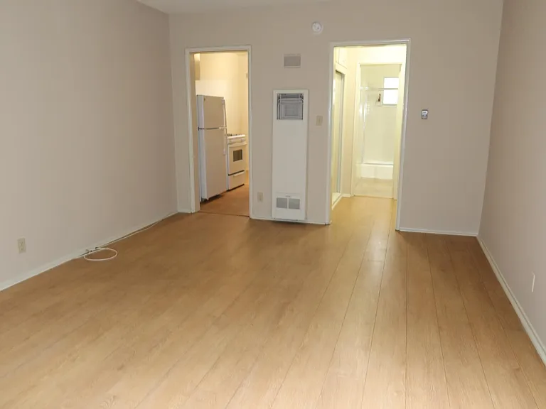 1162 N Gardner St #3 — Photo 2