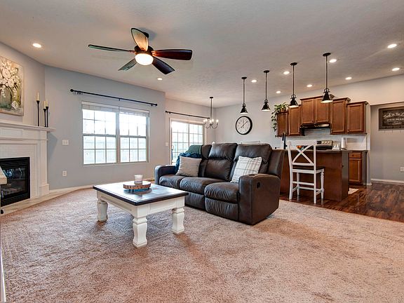 4th image of 2512 W Chris Court