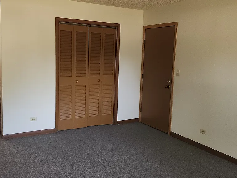 839 Jefferson Ave #1 — Photo 2