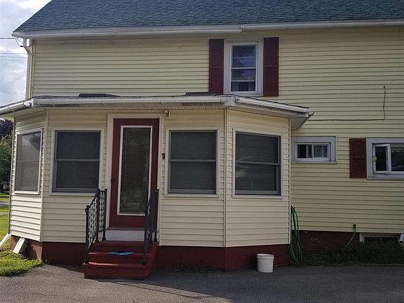2nd image of 19 Caroline St