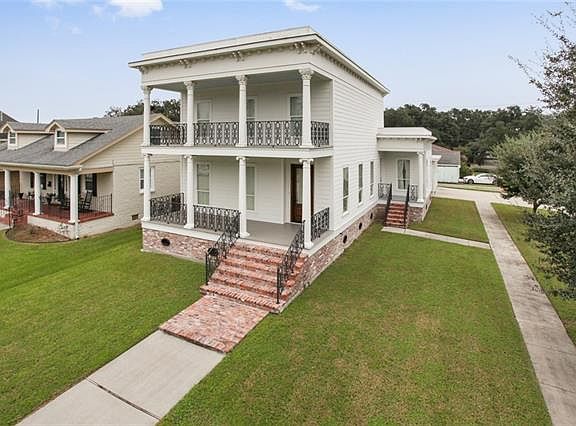 3rd image of 6901 W End Blvd