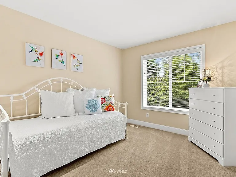 24504 SE 3rd Ct — Photo 10