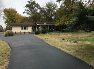 1350 Old Duquoin Rd, Du Quoin, IL 62832