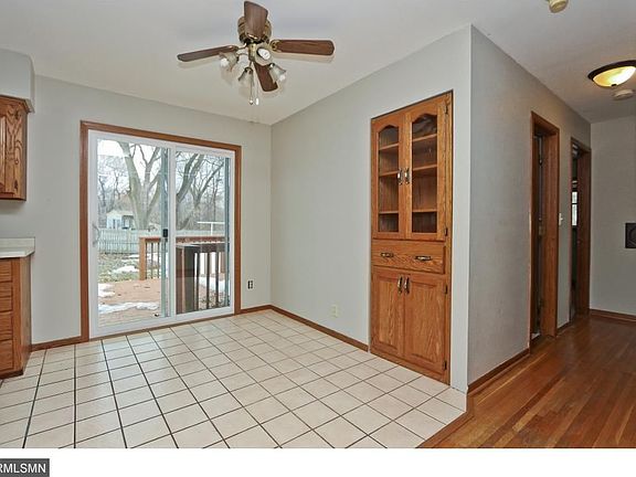 5th image of 617 Willow Ln