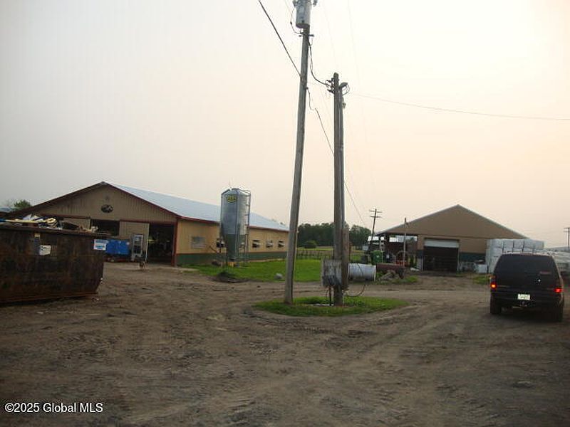 2nd image of 806 Slate Hill Road