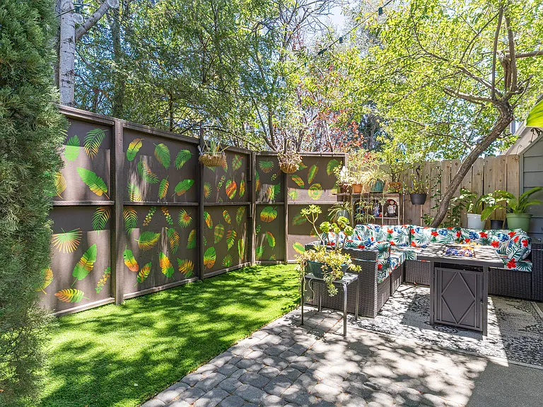 411 E Foothill Blvd #3 — Photo 14