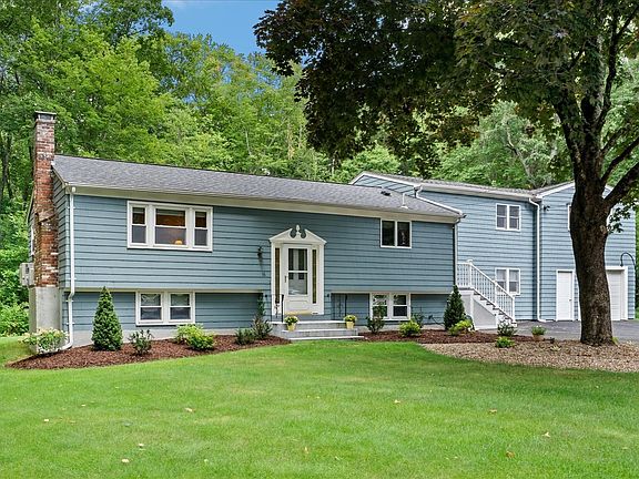 2nd image of 16 Park Ln