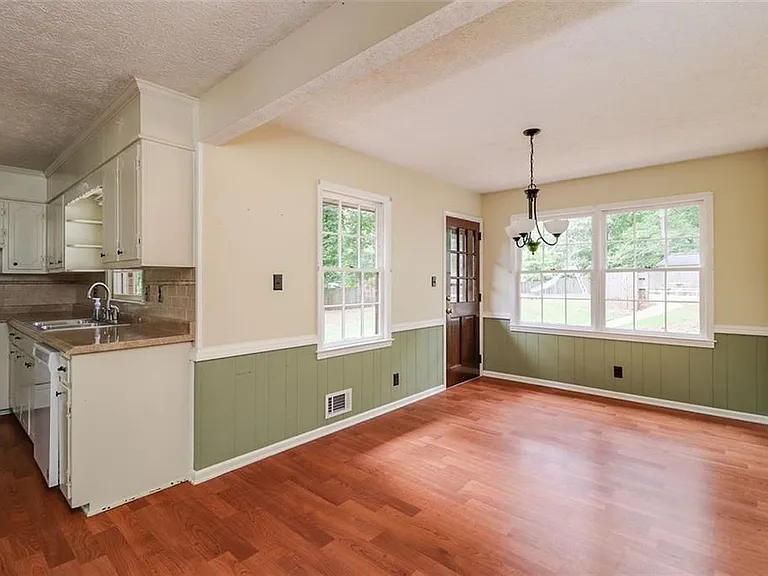 1291 Stephens St SW — Photo 18