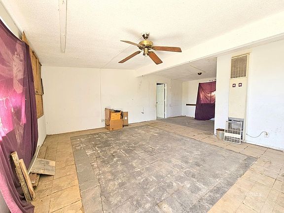3rd image of 82620 3rd St