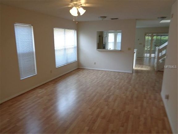 2nd image of 612 Cave Hollow Ln