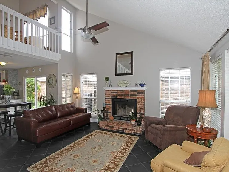 7893 Abbey Rd — Photo 4