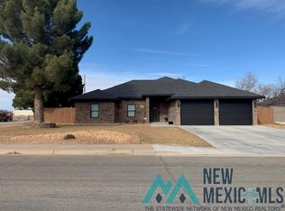 301 Mission Arch Dr, Roswell, NM 88201