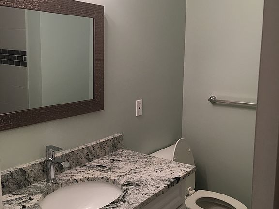 3rd image of 27996 Gardenia Dr