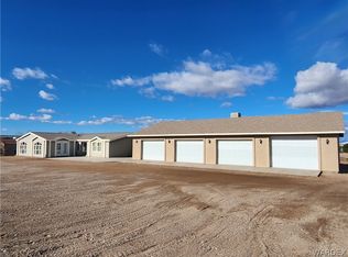 285 W Haystack Dr, Meadview, AZ 86444