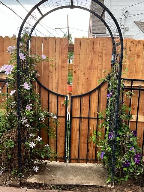 Private Courtyard