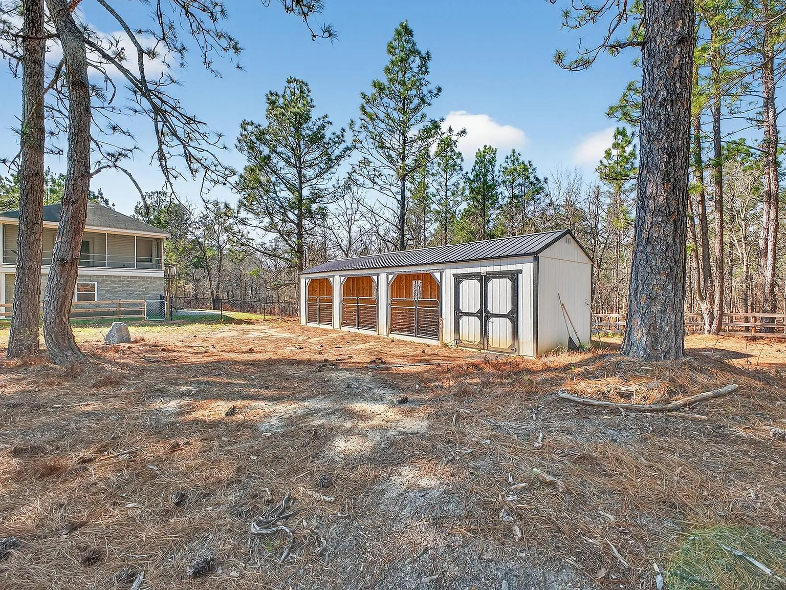 1 bed, 1.0 bath, 670 sqft, $2,500 — Photo 2