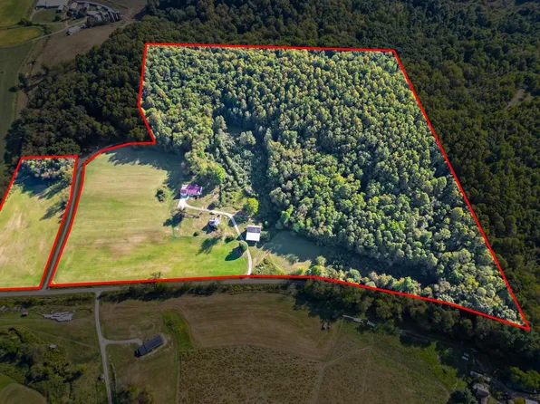 7046 Bill Johns Rd, Newcomerstown, OH 43832