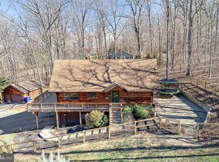 3001 Seitzland Rd, Glen Rock, PA 17327
