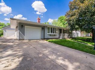 2840 2nd Ave, Marion, IA 52302