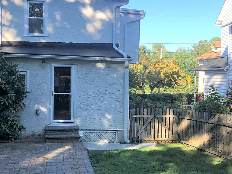 33 North St — Photo 7