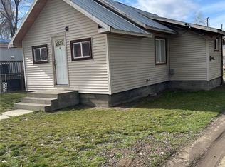 608 Index St, Omak, WA 98841