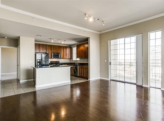2nd image of 3225 Turtle Creek Blvd #1548