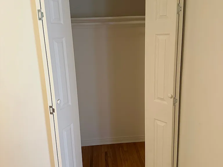446 S La Peer Dr — Photo 18