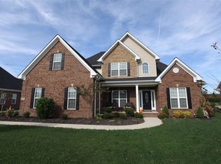 104 Sharp Point Ct, Bowling Green, KY 42103