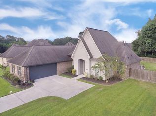 16022 Magnolia Trace Pkwy, Baton Rouge, LA 70817
