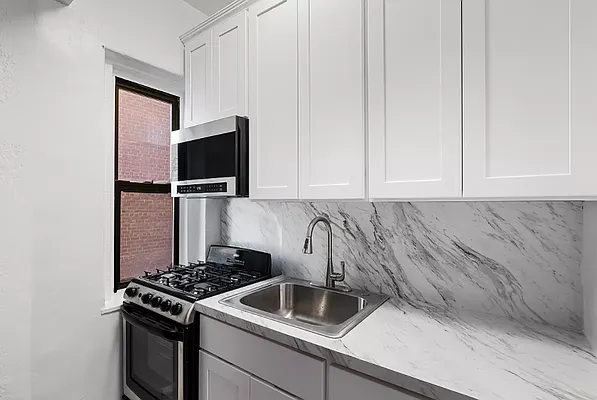 Sold by Oxford Property Group | media 7