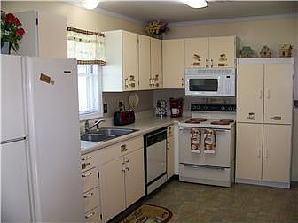 Kitchen Incudes All Appliances