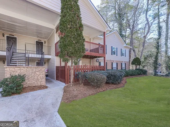 1708 Brighton Point, Sandy Springs, GA 30328