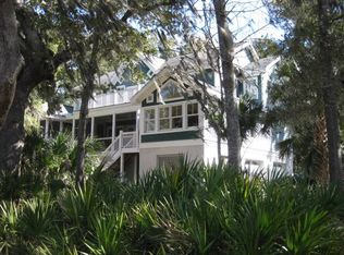 8801 Palmetto Rd, Edisto Island, SC 29438