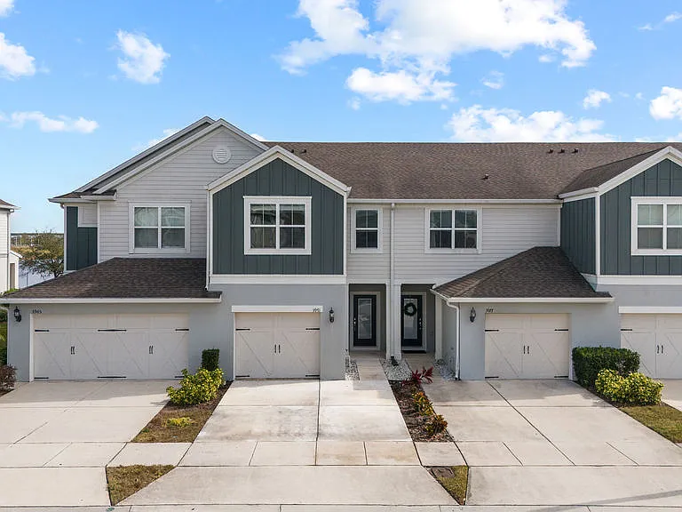 3971 Plainview Dr — Photo 1