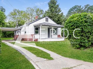 1913 Bain Dr, Fayetteville, NC 28301